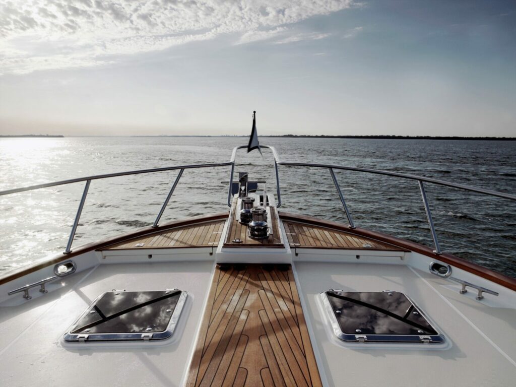 Yacht 1536x1152
