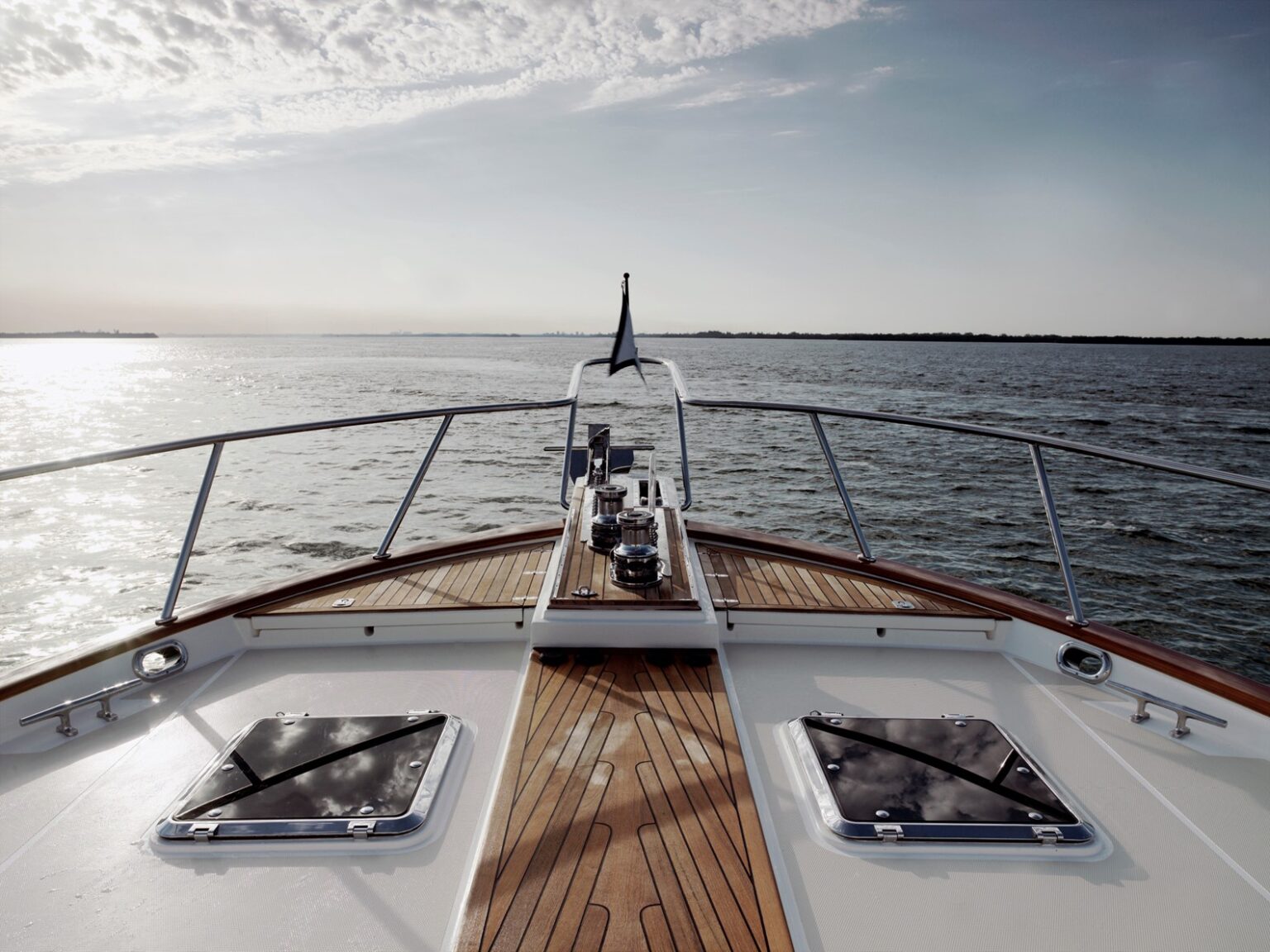 Yacht 1536x1152