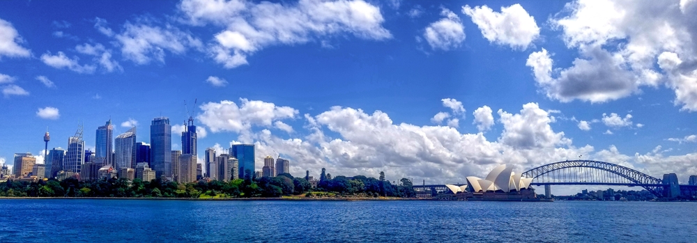 Panoramic,View,Of,Sydney,Skyline,With,Opera,House,And,Harbour